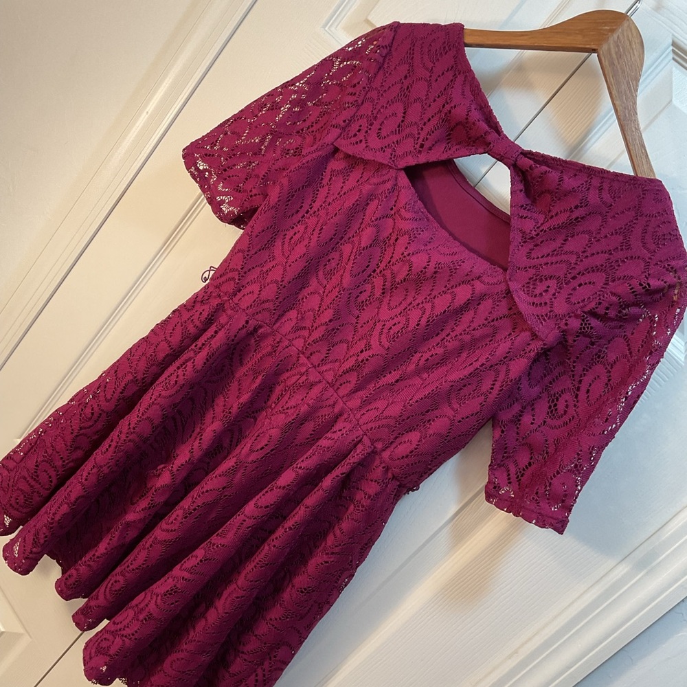 Lace Burgundy A-line Dress w/ keyhole back